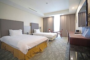Sunshine Hotel
