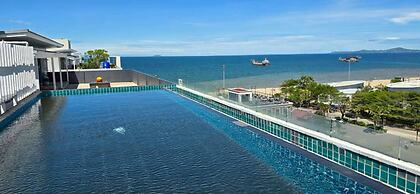D at Sea Hotel