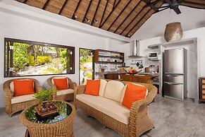 Cape Shark Pool Villas