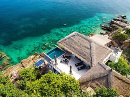 Cape Shark Pool Villas
