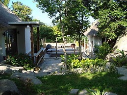 Cape Shark Pool Villas