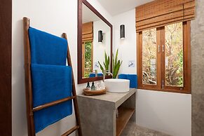 Cape Shark Pool Villas