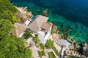 Cape Shark Pool Villas