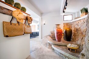 Cape Shark Pool Villas