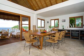 Cape Shark Pool Villas