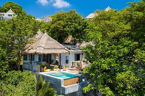 Cape Shark Pool Villas