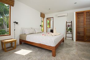 Cape Shark Pool Villas