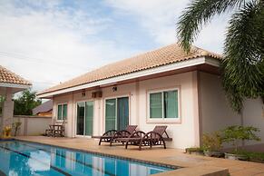 Narnia Resort Pattaya 2