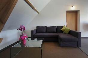B&B Back2Front