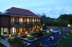Kubu Cempaka Seminyak Hotel