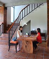 Kubu Cempaka Seminyak Hotel