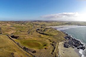 Connemara Sands Beach Hotel & Spa