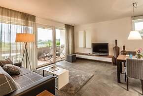 Hidalgo Suites & Restaurant
