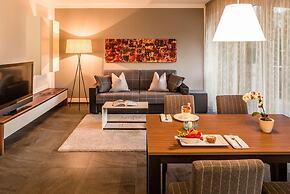 Hidalgo Suites & Restaurant