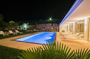 Hidalgo Suites & Restaurant
