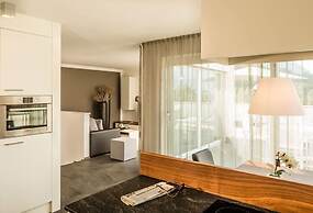 Hidalgo Suites & Restaurant
