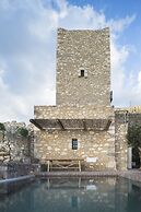 Tainaron Blue Retreat