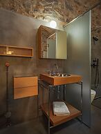 Tainaron Blue Retreat