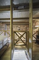 Tainaron Blue Retreat