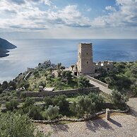 Tainaron Blue Retreat