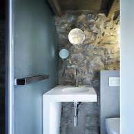 Tainaron Blue Retreat