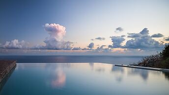 Tainaron Blue Retreat