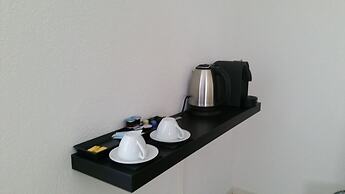 Max Aviation Villa & Apartments