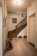 Max Aviation Villa & Apartments