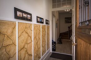 Max Aviation Villa & Apartments