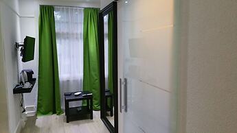 Max Aviation Villa & Apartments