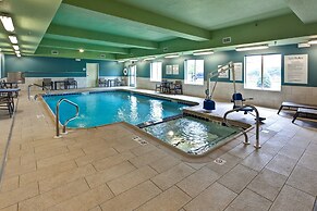 Holiday Inn Express & Suites Manhattan by IHG