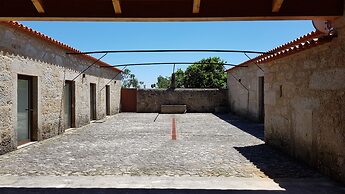 Casas do Monte de Roques