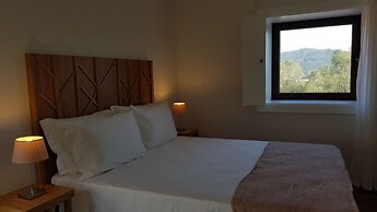 Casas do Monte de Roques