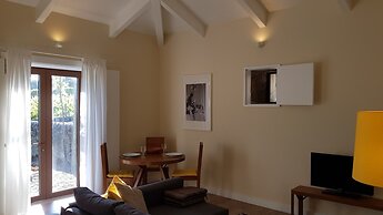 Casas do Monte de Roques