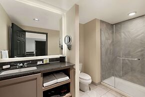 Embassy Suites by Hilton Charlotte Ayrsley