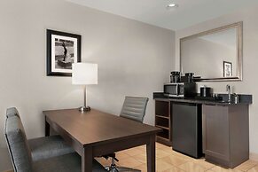 Embassy Suites by Hilton Charlotte Ayrsley