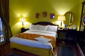 Helnan Auberge Hotel