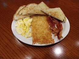 The Historic Bullock Hotel