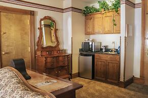 The Historic Bullock Hotel