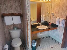 The Historic Bullock Hotel