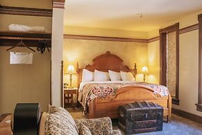 The Historic Bullock Hotel