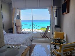 Coral Lane Beach Apartments