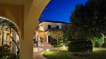 Elanthi Village Hotel