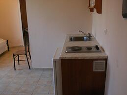 Elanthi Village Hotel