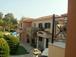 Elanthi Village Hotel