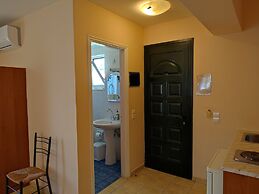 Elanthi Village Hotel