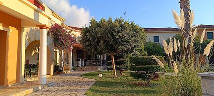 Elanthi Village Hotel
