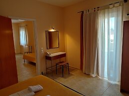 Elanthi Village Hotel