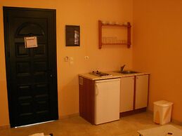 Elanthi Village Hotel