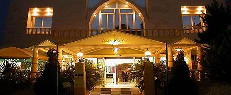 Ocean Hotel